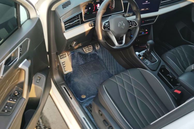 Used Volkswagen Tiguan L 2022 330TSI Automatic Two-Wheel Drive R-Line Enhanced Edition Driver Seat