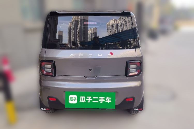 Used Geely Galaxy Panda 2024 Panda Mini 200km Endurance Bear
