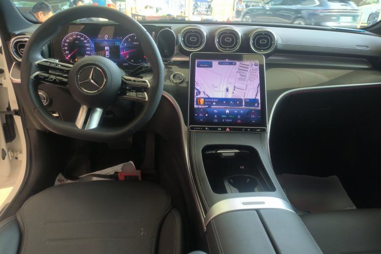 Used Mercedes-Benz C-Class 2024 Restyled C 260 L Sport Edition Center Console