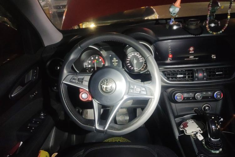 Used Alfa Romeo Stelvio 2017 2.0T 200HP Elite Edition