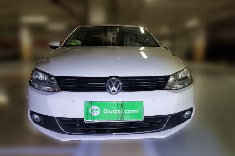 Used Volkswagen Sagitar 2014 Revised Version 1.4TSI Automatic Luxury Edition
