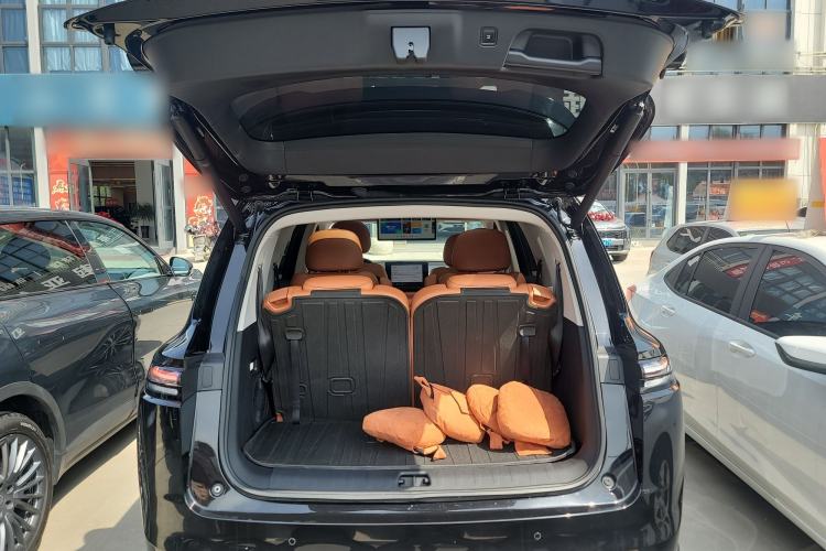 Used Leapmotor C16 2024 Range-Extended 200 LiDAR Edition Trunk