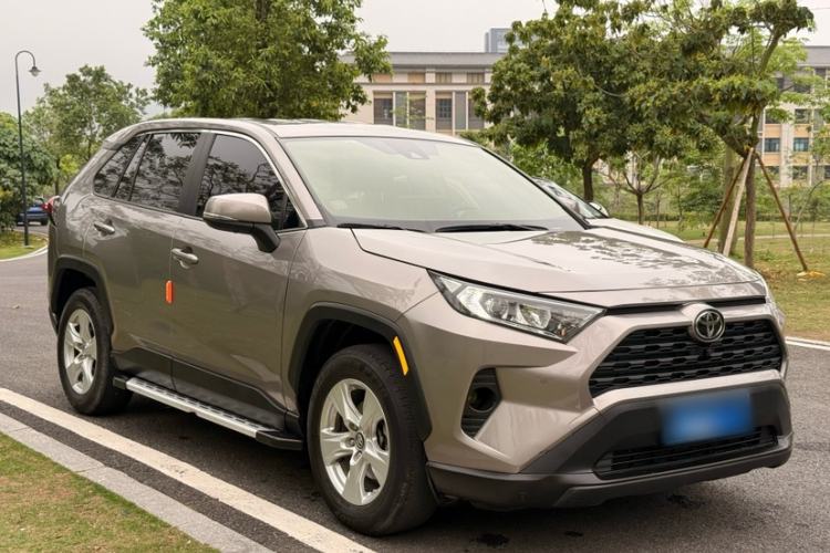 Used Toyota RAV4 2022 2.0L CVT Two-Wheel Drive Urban Edition Exterior 2