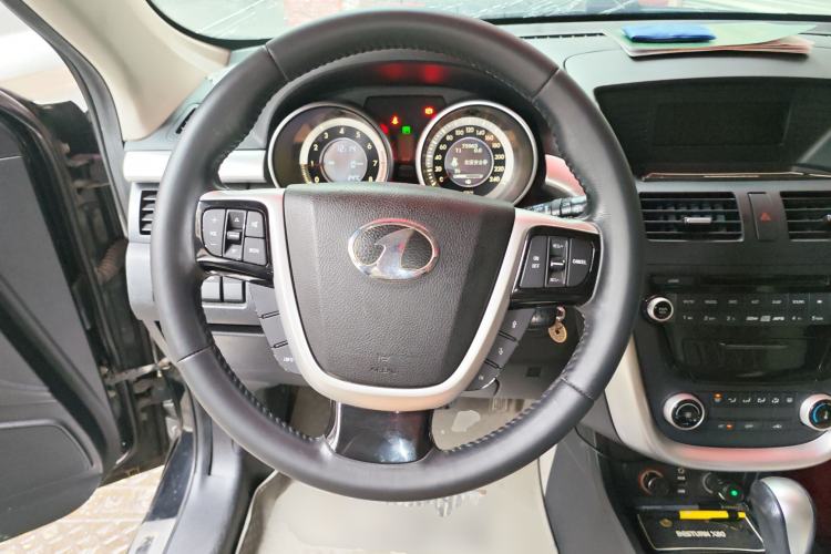 Used Bestune X80 2013 2.0L automatic comfort version