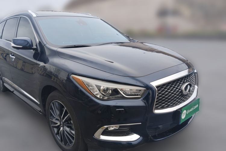 Used Infiniti QX60 2018 2.5 S/C Hybrid Four-Wheel-Drive Champion Family Edition Front Right 45 Deg
