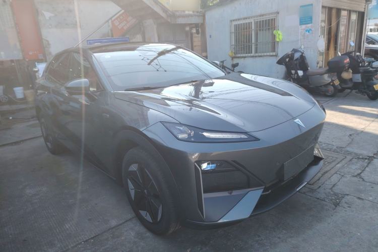 Used Deepal S07 2025 215Max Deep Blue Intelligent Driving AD PRO Range-Extended Version
