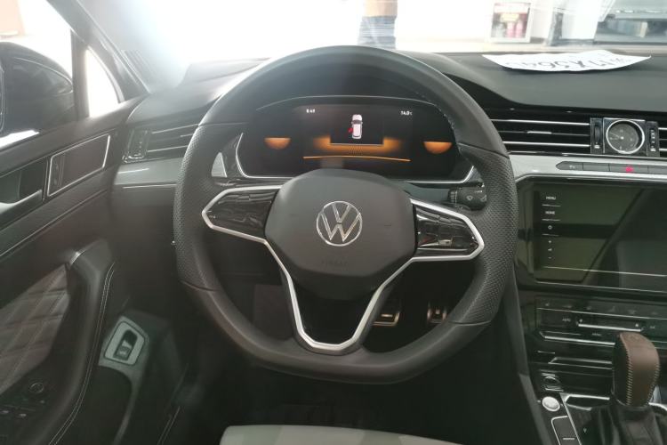 Used Volkswagen Magotan 2023 2 Million Units Limited Edition 330TSI DSG Leading Version Steering Wheel