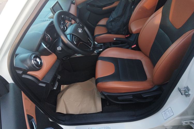 Used BAIC Senova X35 2016 1.5L Automatic Luxury Edition Left Front Seat