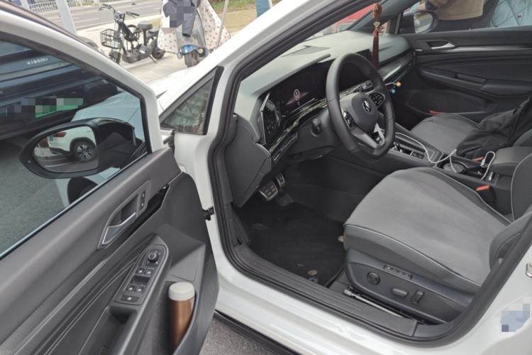 Used Volkswagen Golf 2024 280TSI DSG R-Line 50th Anniversary Edition Driver Seat