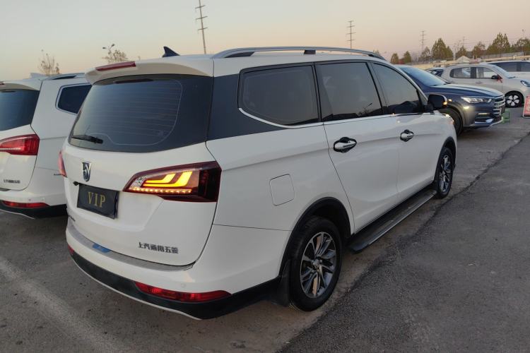 Used Baojun 730 2019 1.5T CVT Flagship Model 7 Seats China VI Emission Standard
