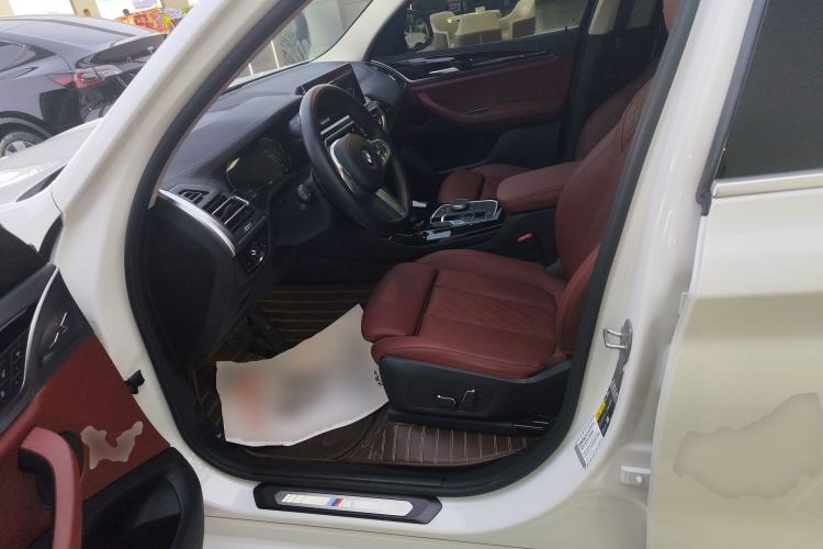 Used BMW iX3 2024 Leading Model
