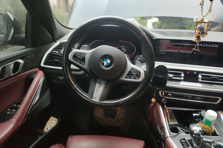 Used BMW X6 2022 xDrive30i M Sport Package Steering Wheel