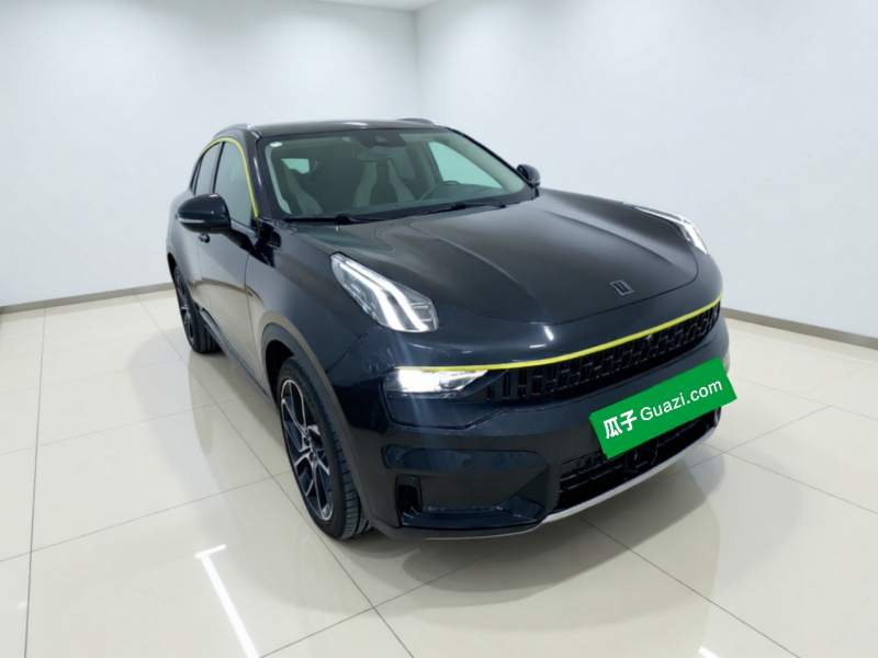 Used Lynk & Co 05 2020 2.0TD Two-Wheel Drive Shine Halo — 3
