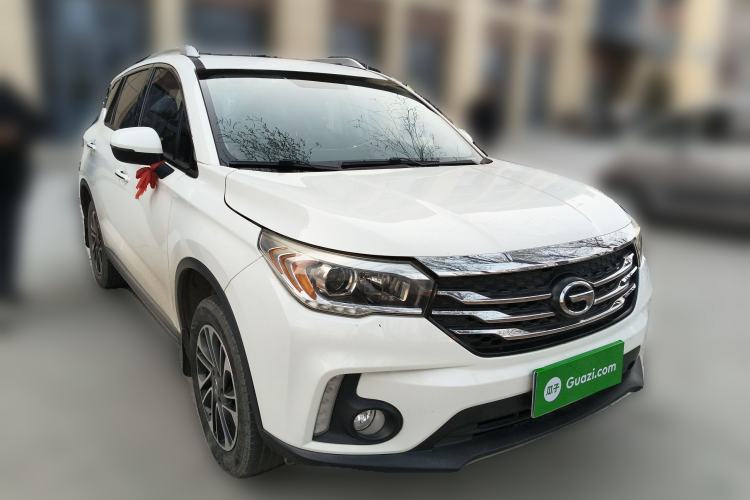 Used GAC Trumpchi GS4 2017 200T G-DCT Two-Wheel Drive Elite Edition Front Right 45 Deg
