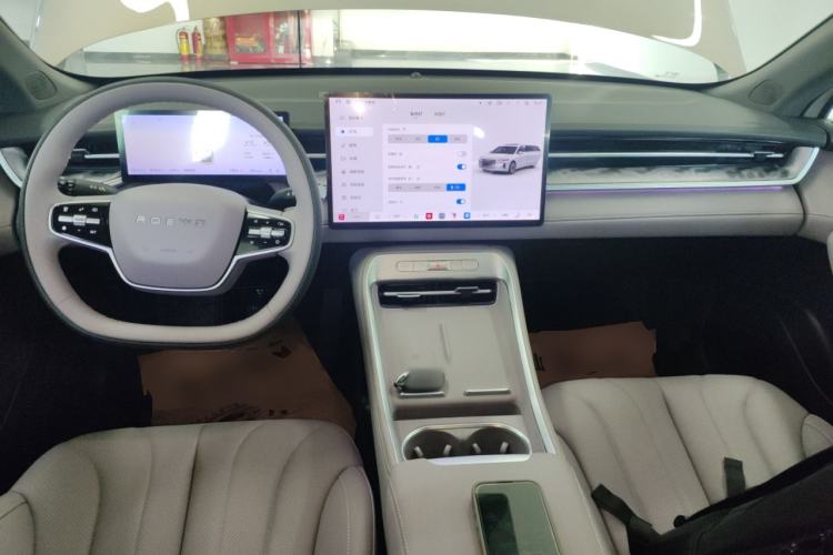 Used Roewe M7 DMH 2025 Model 160km Premium Version
