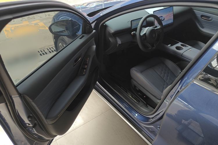 Used Baojun Enjoy 2025 Plug-in Hybrid 140km Luxury Edition