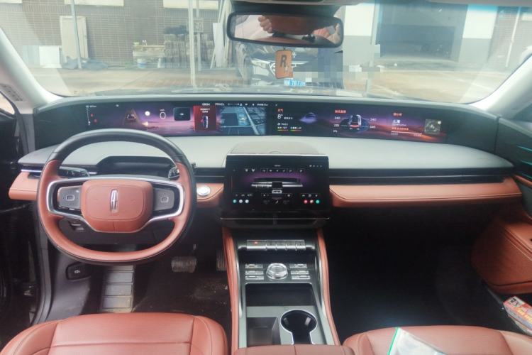 Used Lincoln Nautilus 2023 2.0T All-Wheel-Drive Luxury Hybrid Edition Center Console