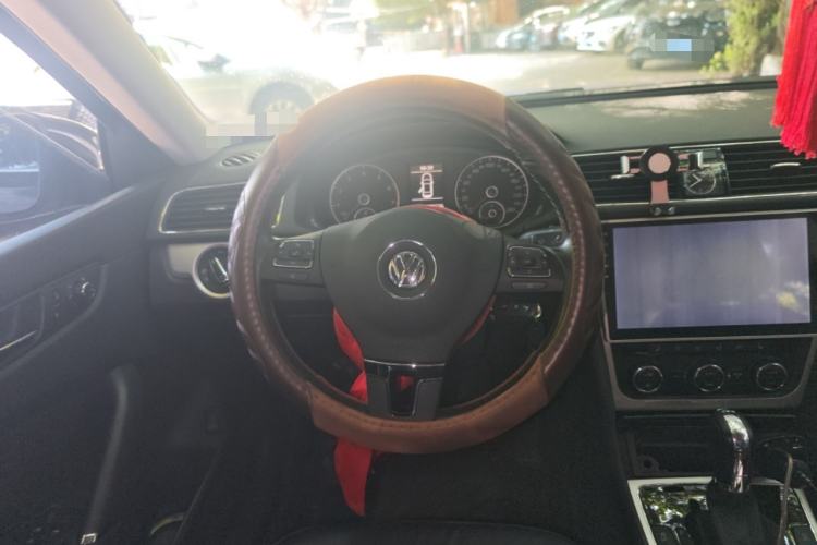 Used Volkswagen Passat 2015 1.8TSI DSG Prestige Edition
