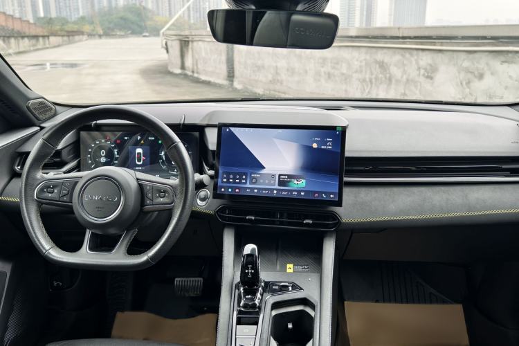 Used Lynk & Co 03 2023 2.0TD DCT JingPro