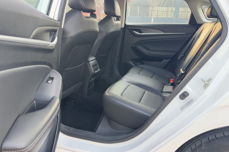 Used Changan Eado 2022 PLUS 1.6L GDI CVT Elite Model