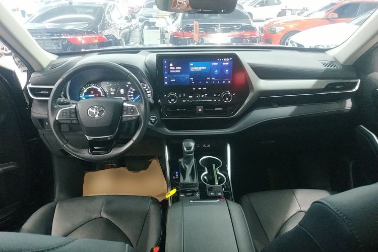Used Toyota Highlander 2023 2.5L Smart Electric Hybrid Dual-Drive Prestige Version 7 Seats Center Console