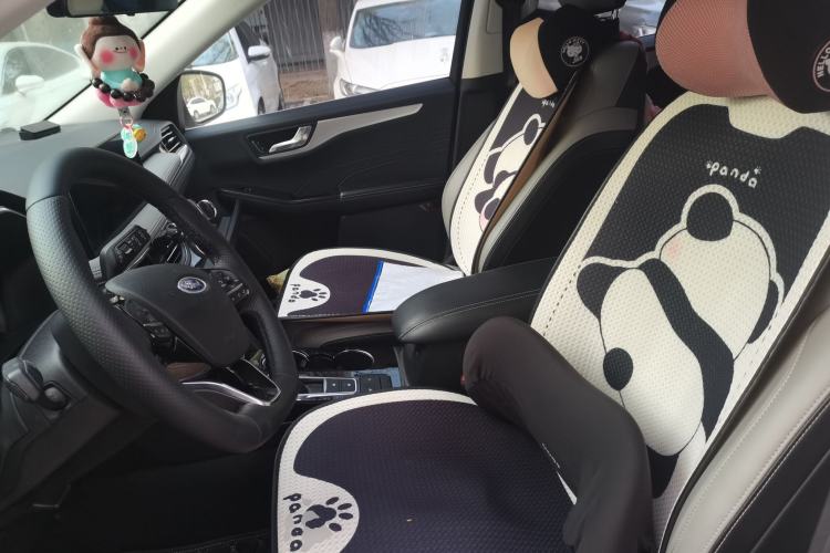 Used Ford Escape 2024 EcoBoost 245 Two-Wheel-Drive Titanium Edition Left Front Seat