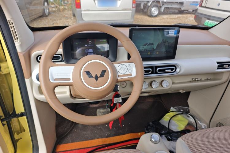 Used Wuling Hongguang MINIEV 2024 3rd Generation 215km Youth Edition