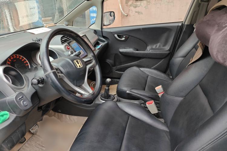 Used Honda Fit 2008 1.3L manual comfort version