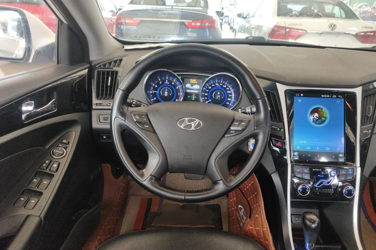 Used Hyundai Sonata 2015 Classic 2.0L Automatic Luxury Edition
