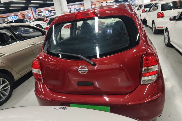 Used Nissan March 2010 1.5L Automatic Easy-Style Version
