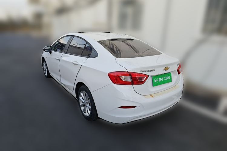 Used Chevrolet Cruze 2017 1.5L Automatic Pioneer Sunroof Edition