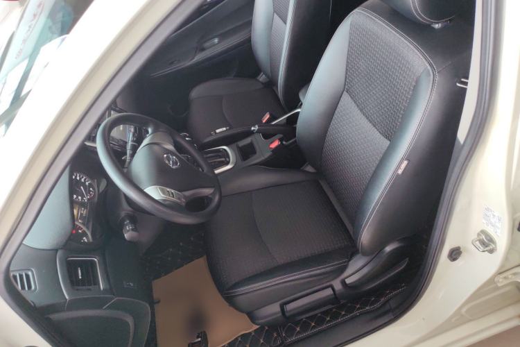 Used Nissan Tiida 2019 1.6L CVT Smart Drive Version China VI Standard Left Front Seat