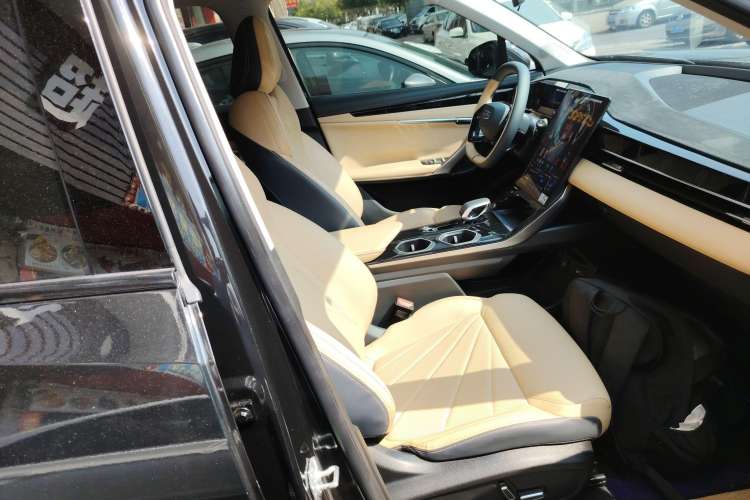 Used Geely Auto FX11 2023 1.5TD DCT Prestige Edition
