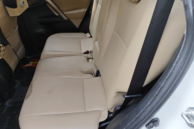 Used Toyota RAV4 2013 2.0L CVT Two-Wheel Drive Urban Edition
