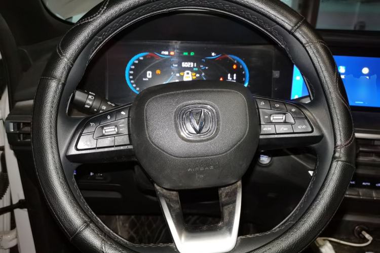 Used CHANGAN CS35PLUS 2022 Blue Whale NE 1.4T DCT Luxury Model Steering Wheel