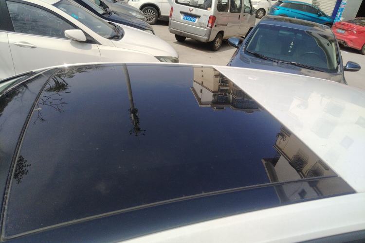 Used Volkswagen Golf 2014 1.4TSI Automatic Luxury Model Roof