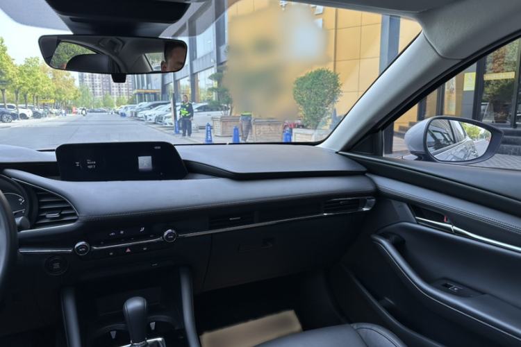 Used Mazda 3 Axela 2021 2.0L Automatic Zhi Rui Edition
