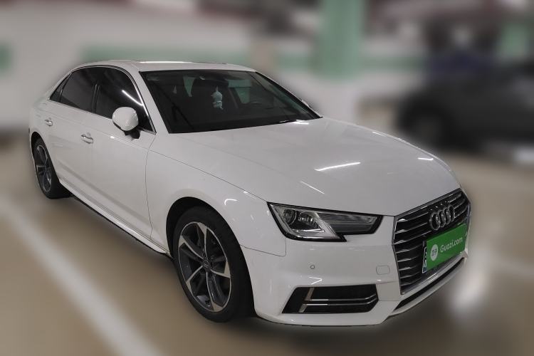 Used Audi A4L 2019 40 TFSI Ambition China VI
