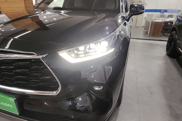 Used Toyota Highlander 2022 Dual-Engine 2.5L Four-Wheel Drive Supreme Edition 7-Seater