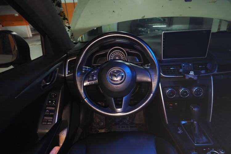 Used Mazda CX-4 2016 2.0L Automatic 2WD Blue Sky Dynamic Edition
