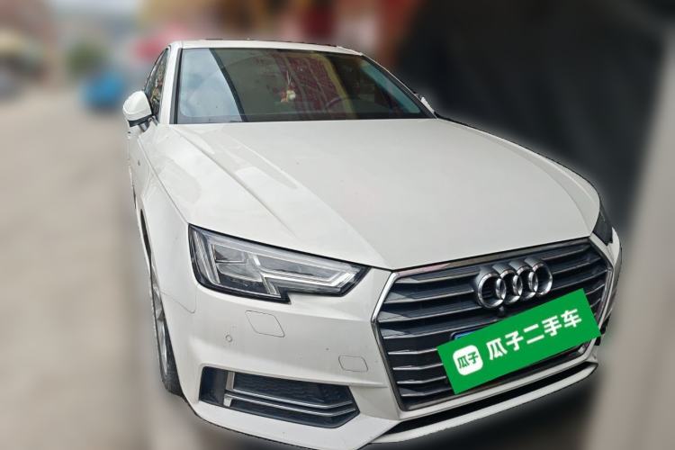 Used Audi A4L 2018 30th Anniversary Edition 40 TFSI Fashion Model

