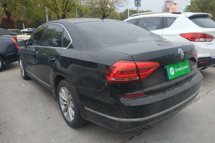 Used Volkswagen Passat 2017 330TSI DSG Luxury Edition
