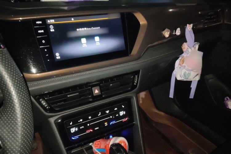 Used Volkswagen Tharu 2022 280TSI Two-Wheel-Drive Luxury Edition