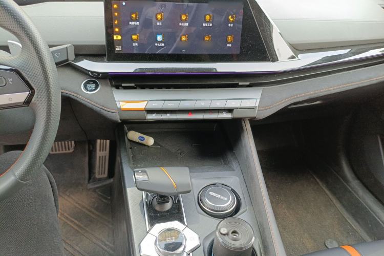 Used CHANGAN UNI-V 2024 1.5T Prestige Sport Edition
