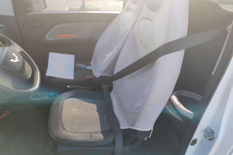 Used Wuling Hongguang MINIEV 2022 Macaron Premium Model – Lithium Ternary Battery