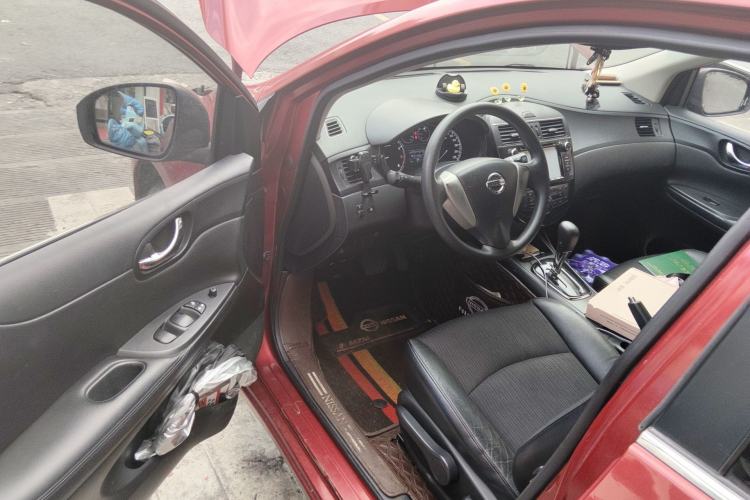 Used Nissan Tiida 2011 1.6L CVT Smart Version Driver Seat