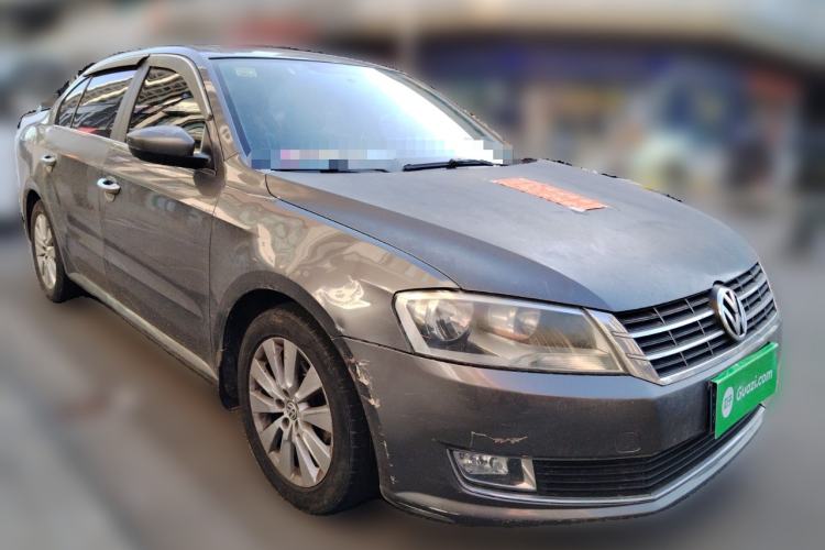 Used Volkswagen Lavida 2013 Restyled Classic 1.6L Manual Comfort Edition
