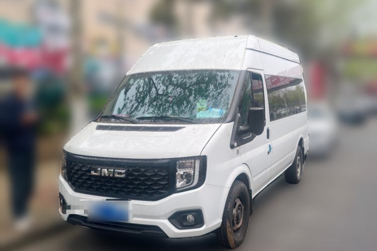 Used JMC Fushun 2025 2.0T 6MT Diesel Mid-Roof Mid-Height Commercial Multi-Purpose 7-Seater Passenger Vehicle