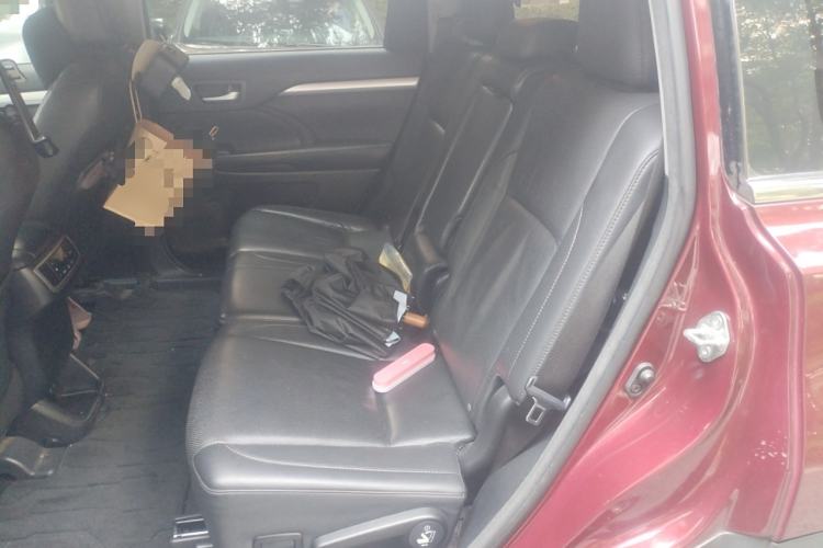 Used Toyota Highlander 2018 2.0T Two-Wheel-Drive Luxury Edition 7 Seats Emission Standard China V
