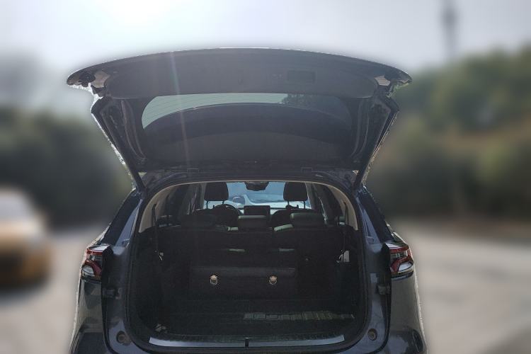 Used BYD Tang New Energy 2018 DM 2.0T All-Wheel Drive Smart Connectivity Luxury Model 7 Seats China V Emission Standard